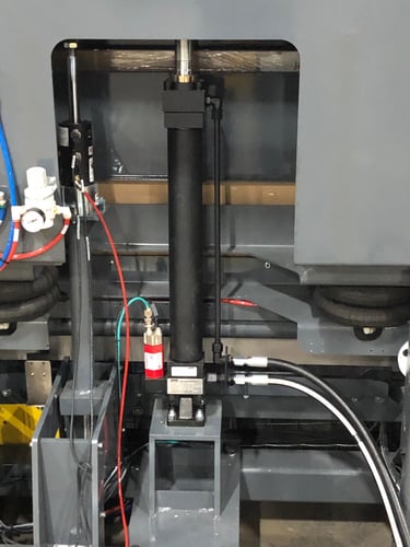 Hydraulic cylinder with MTS position feedback Hydraulic cylinder with MTS position feedback